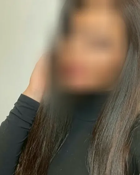 Agnes, 28
