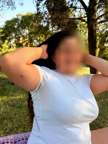 Ida, 23
