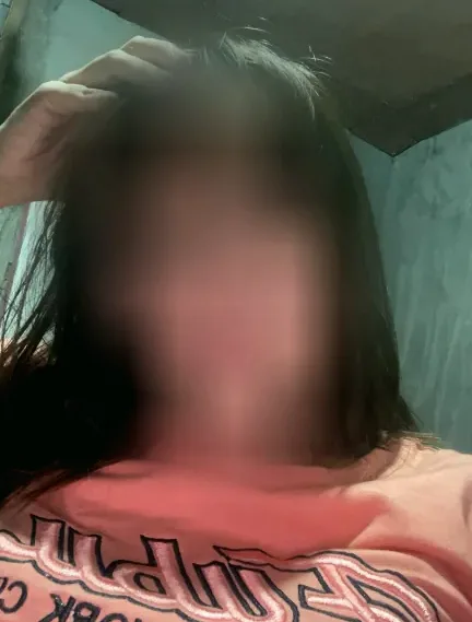Isabella, 34