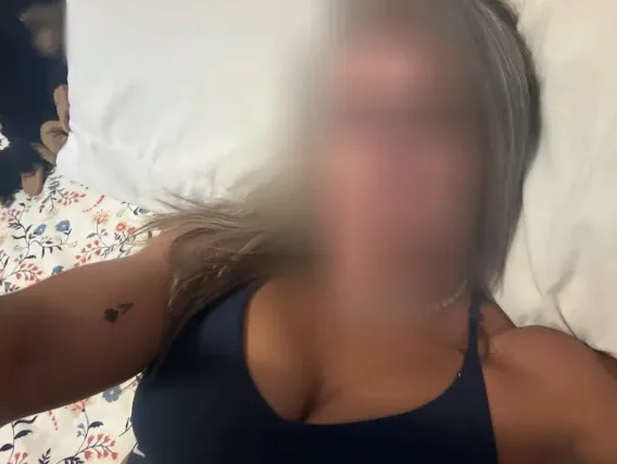 Jovana, 34
